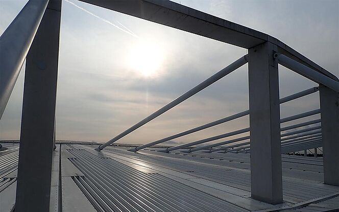KSC Stadion Karlsruhe »BBBank Wildpark« Dach des KSC Stadions in der Abendsonne